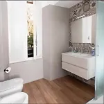 Max 招待所